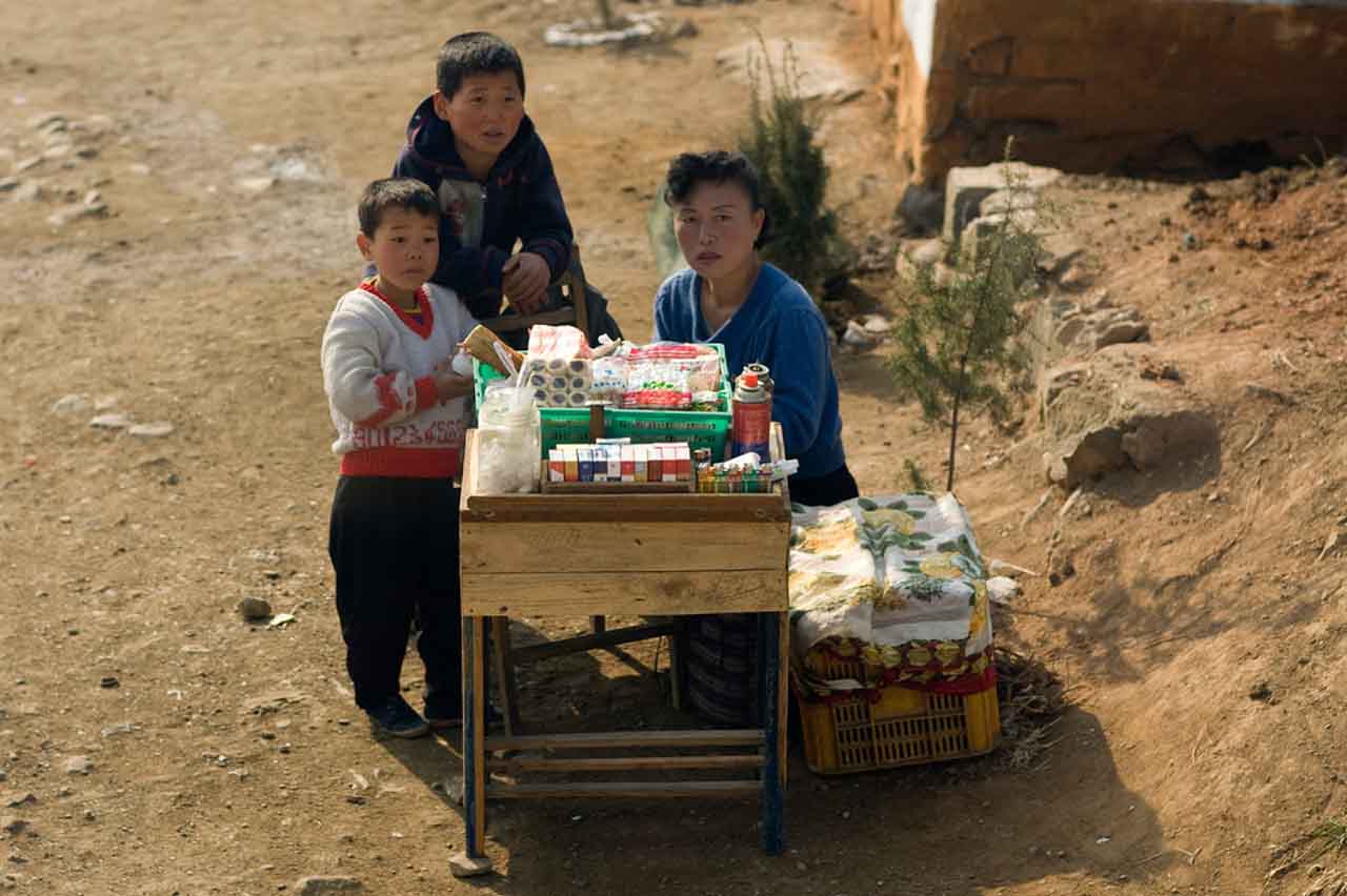 North Korea, Children, mother