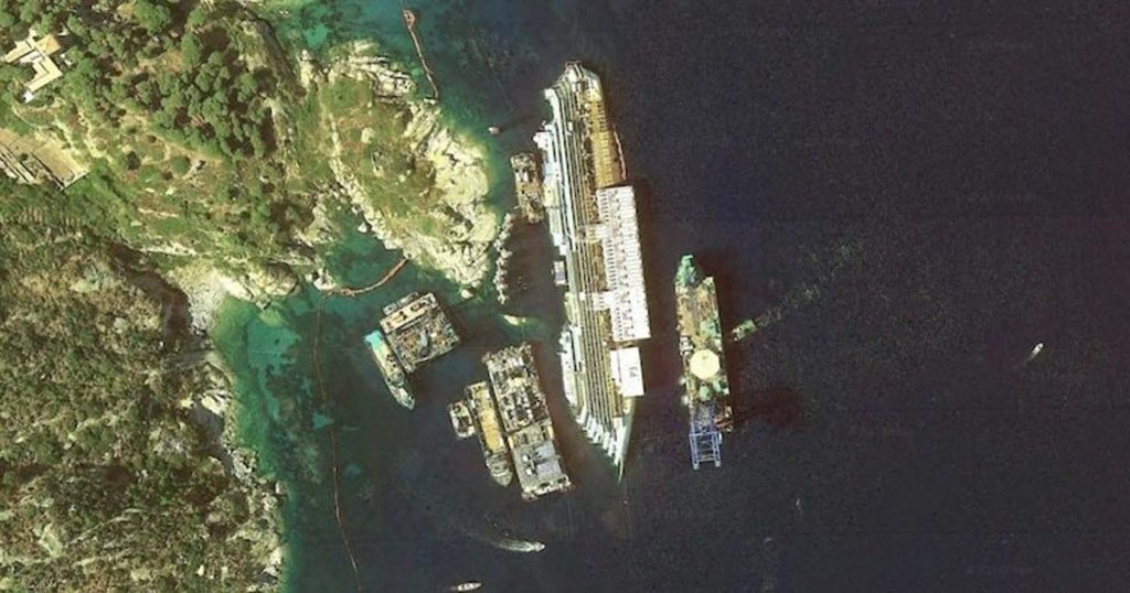 Mind Blowing Facts. discovery, fact, facts, Google Earth, scary, people, death, sad, amazing