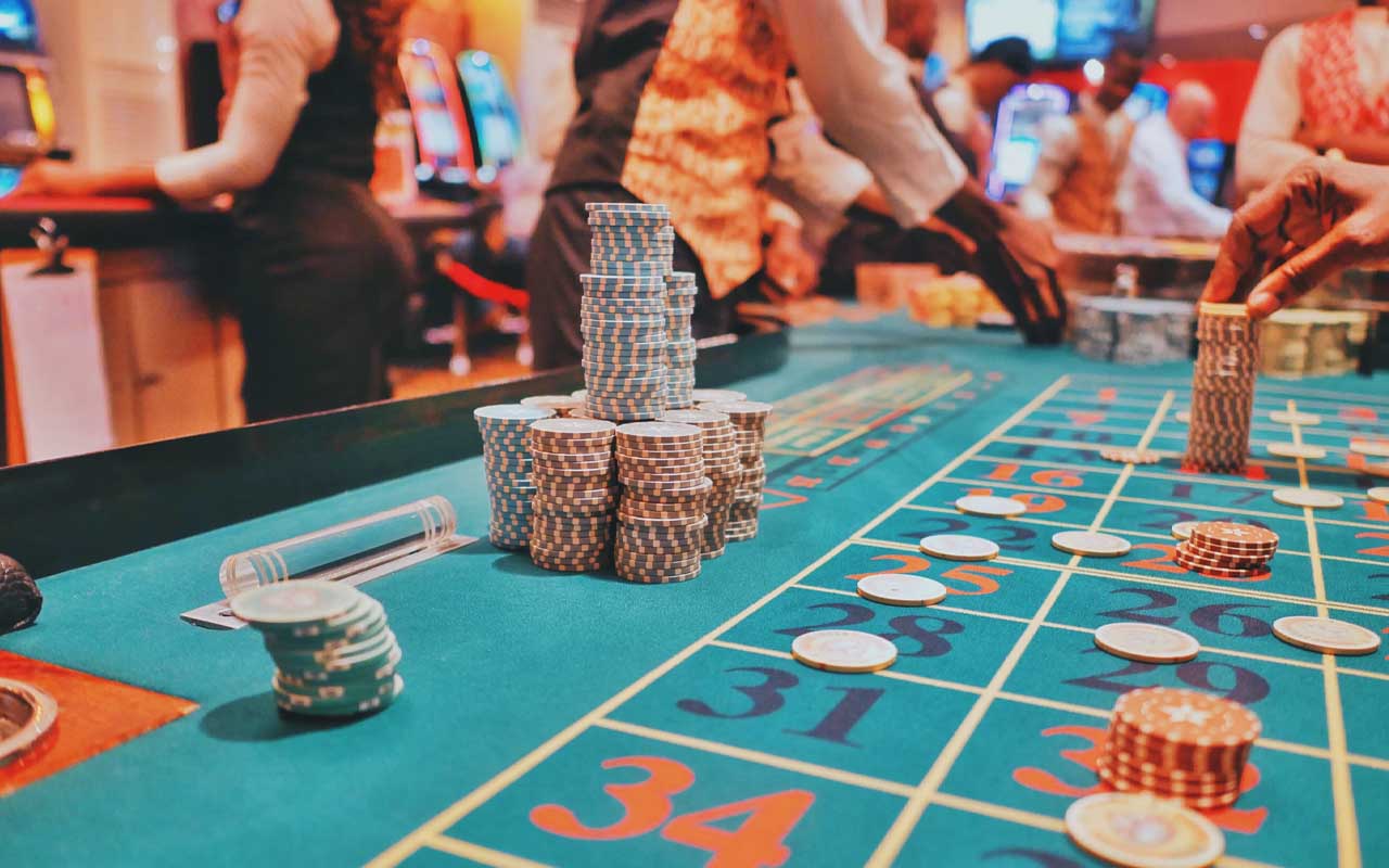 casinos, clocks, psychology, facts, people, life, money