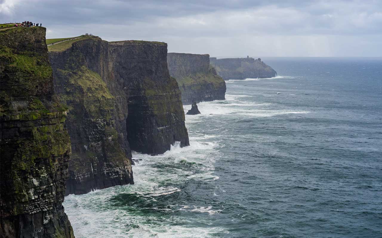 Cliffs of Moher, Ireland, facts, life, people, dangerous, travel