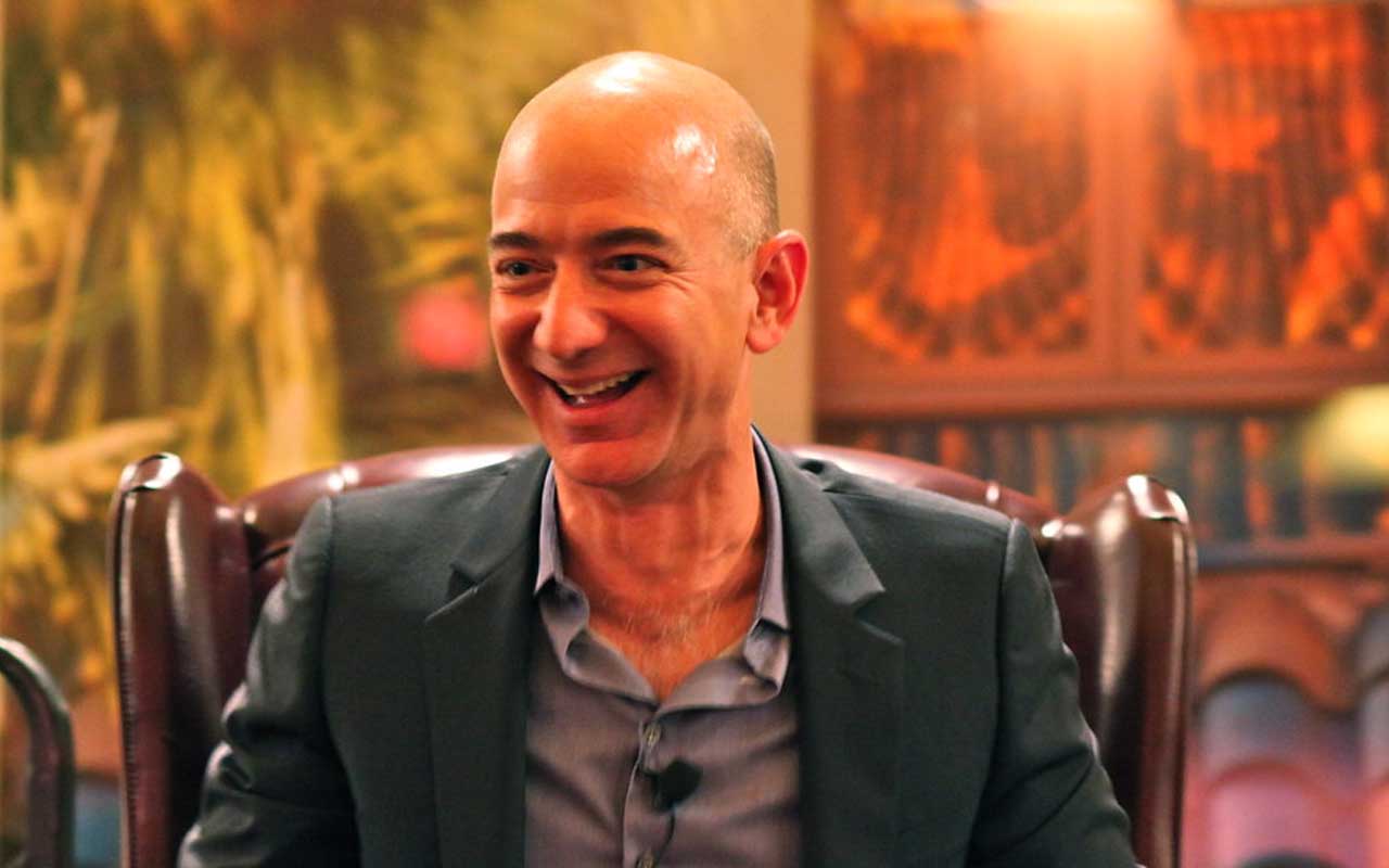 Jeff Bezos, Amazon, shopping, billionaire, life, lifestyle