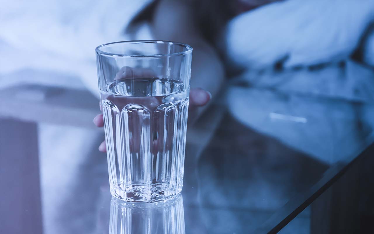 glass of water, people, life, science, facts, entertainment, sleep