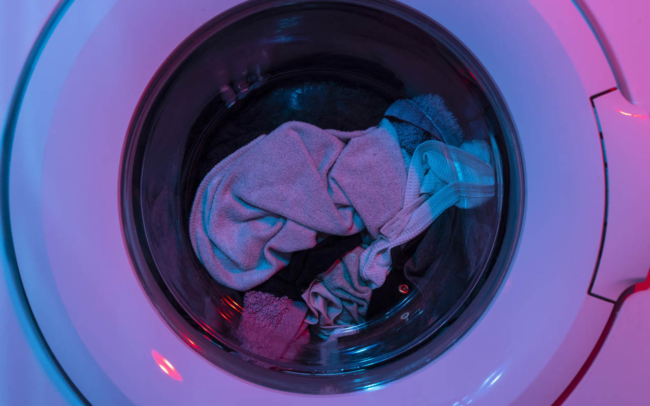 dryer, shirt, t shirt, trick, tips, life hacks, people, clothes, laundry, washing machine