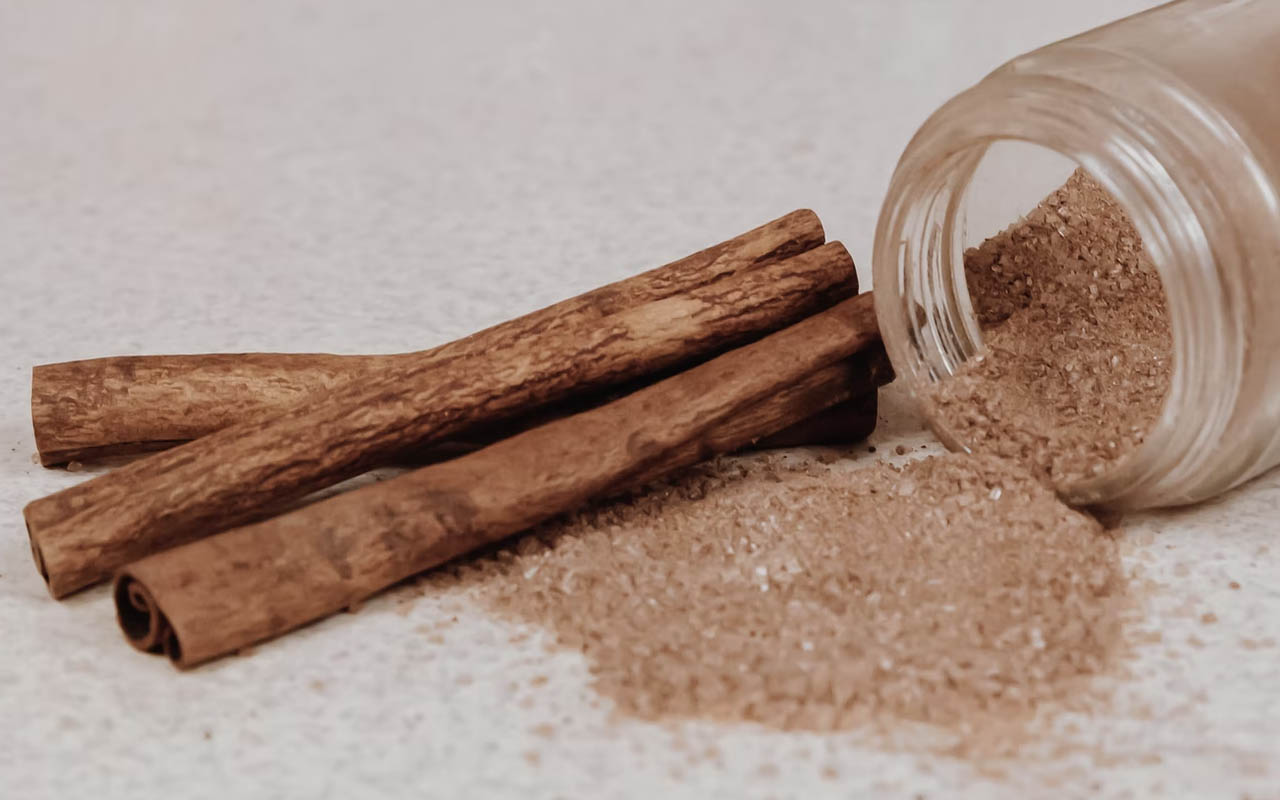 cinnamon, ground cinnamon, China, Indonesia, Asia, spices, foods, life, lifestyle, cooking